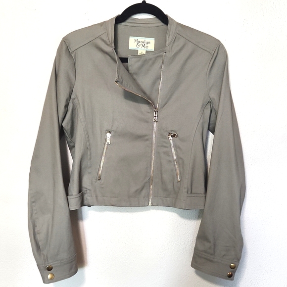 Maralyn & Me Cropped Long Sleeve Motorcycle Military Zip-Up Jacket Size M - Picture 2 of 11